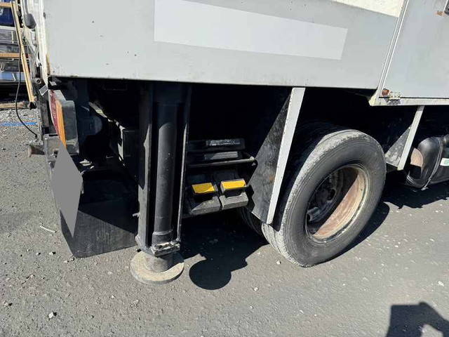 いすゞエルフ高所作業車小型（2t・3t）[写真20]