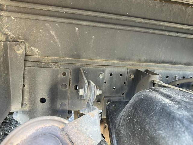 いすゞエルフ高所作業車小型（2t・3t）[写真24]