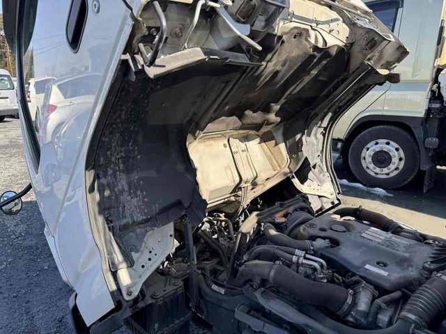 いすゞエルフ高所作業車小型（2t・3t）[写真25]