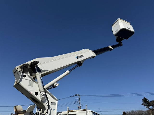 いすゞエルフ高所作業車小型（2t・3t）[写真09]