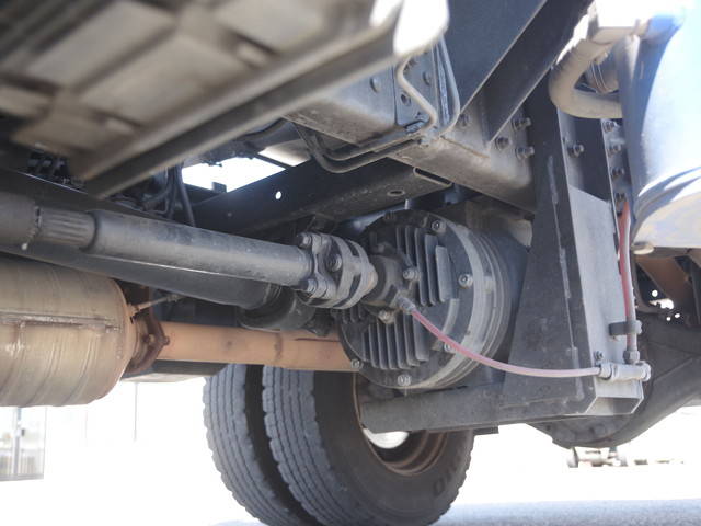 三菱ふそうキャンターバキュームカー小型（2t・3t）[写真10]