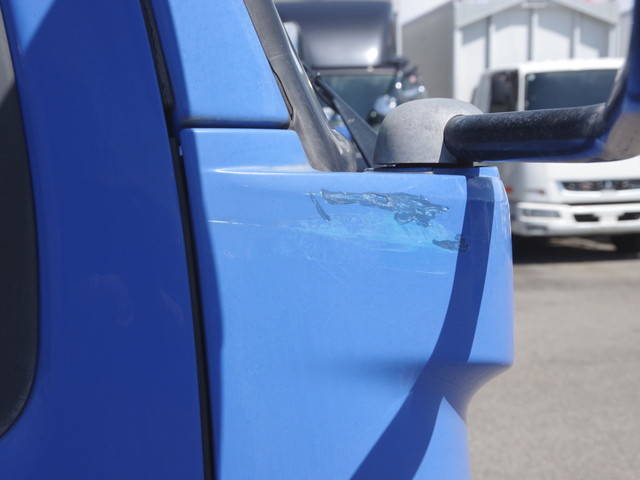 三菱ふそうキャンターバキュームカー小型（2t・3t）[写真25]