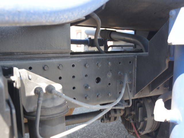 三菱ふそうキャンターバキュームカー小型（2t・3t）[写真06]