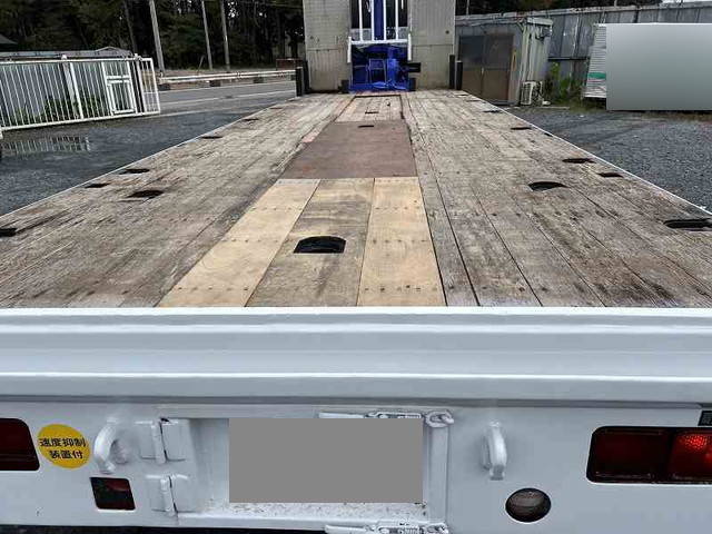 三菱ふそうスーパーグレートセルフクレーン4段大型（10t）[写真10]