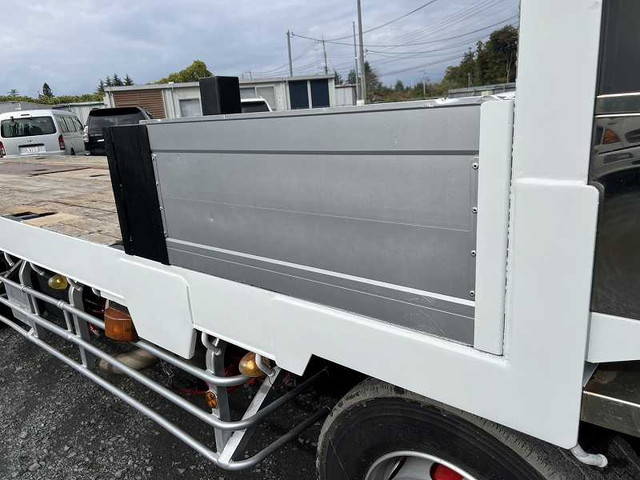 三菱ふそうスーパーグレートセルフクレーン4段大型（10t）[写真13]