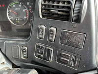 三菱ふそうスーパーグレートセルフクレーン4段大型（10t）[写真37]