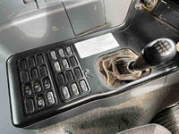 三菱ふそうスーパーグレートセルフクレーン4段大型（10t）[写真38]