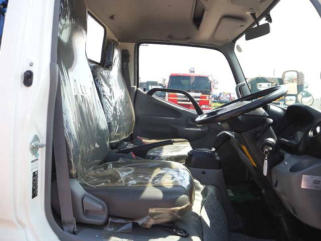 日野デュトロクレーン3段小型（2t・3t）[写真37]