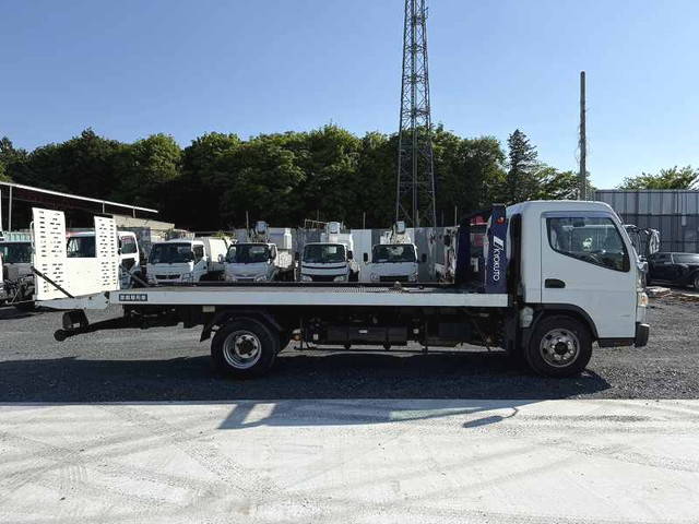 三菱ふそうキャンターセーフティローダー小型（2t・3t）[写真12]