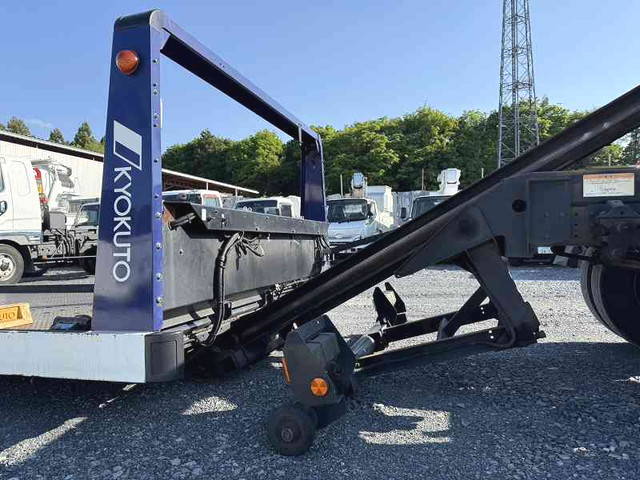 三菱ふそうキャンターセーフティローダー小型（2t・3t）[写真18]