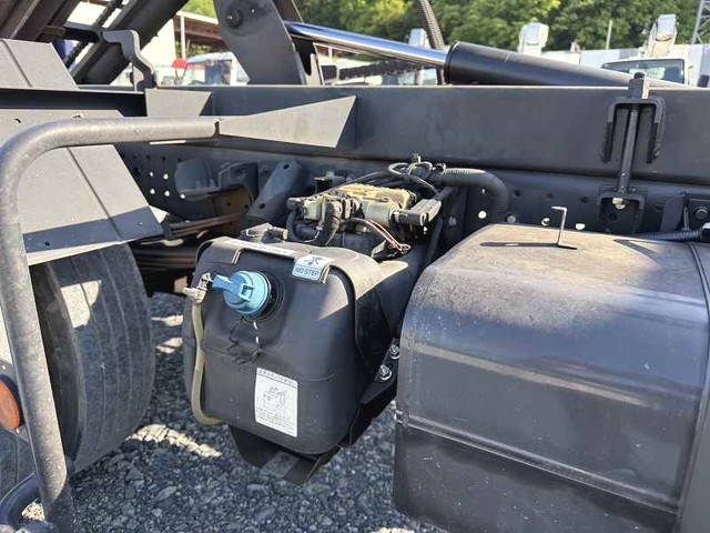 三菱ふそうキャンターセーフティローダー小型（2t・3t）[写真23]