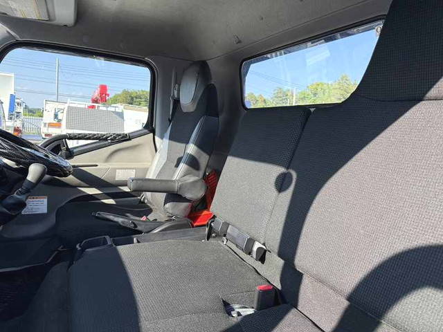 三菱ふそうキャンターセーフティローダー小型（2t・3t）[写真33]