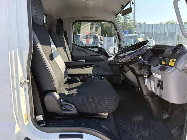 三菱ふそうキャンターセーフティローダー小型（2t・3t）[写真34]