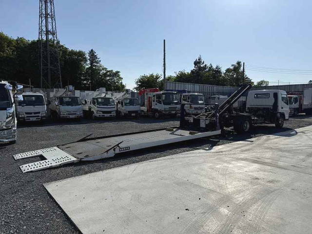 三菱ふそうキャンターセーフティローダー小型（2t・3t）[写真04]