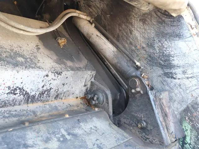 いすゞフォワードパッカー車（塵芥車）中型（4t）[写真13]