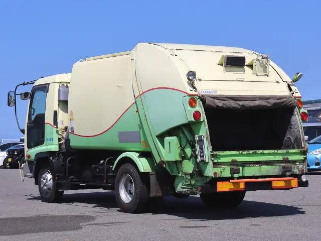 いすゞフォワードパッカー車（塵芥車）中型（4t）[写真02]