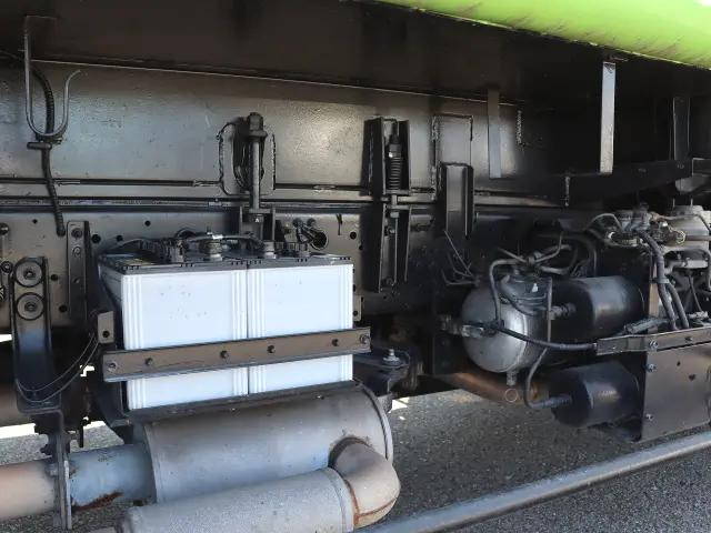 いすゞフォワードパッカー車（塵芥車）中型（4t）[写真24]