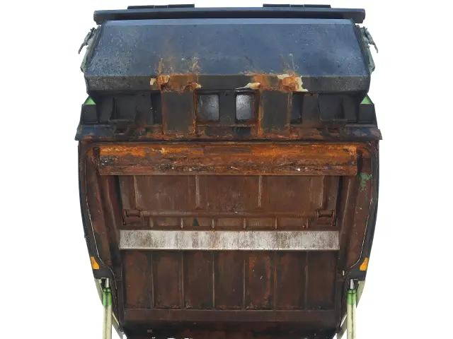 いすゞフォワードパッカー車（塵芥車）中型（4t）[写真09]