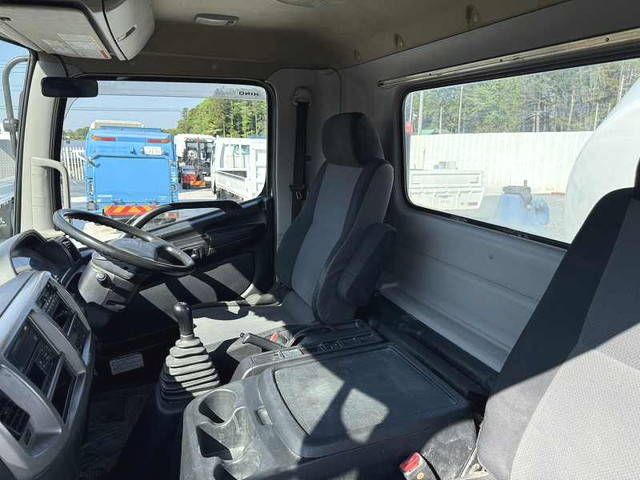 日野レンジャーミキサー車（コンクリートミキサー）増トン（6t・8t）[写真30]