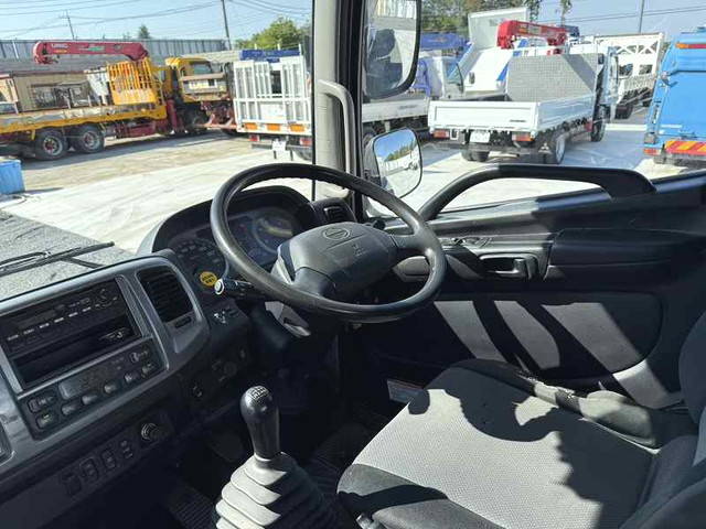 日野レンジャーミキサー車（コンクリートミキサー）増トン（6t・8t）[写真38]