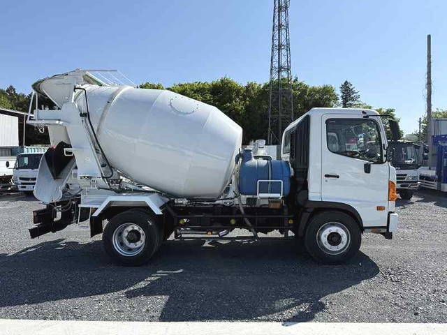 日野レンジャーミキサー車（コンクリートミキサー）増トン（6t・8t）[写真07]