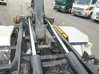 三菱ふそうキャンターコンテナ専用車小型（2t・3t）[写真25]