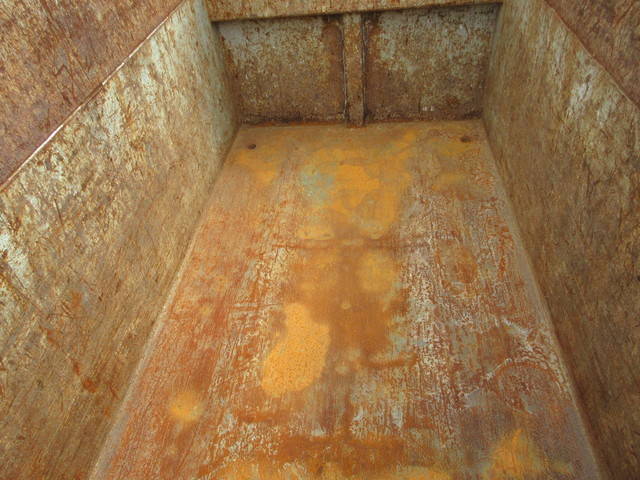 三菱ふそうキャンターコンテナ専用車小型（2t・3t）[写真26]