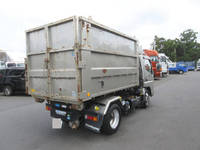 三菱ふそうキャンターコンテナ専用車小型（2t・3t）[写真06]