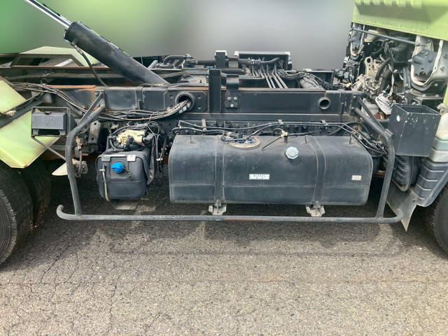 三菱ふそうキャンターパッカー車（塵芥車）小型（2t・3t）[写真23]