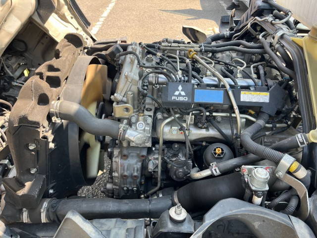 三菱ふそうキャンターパッカー車（塵芥車）小型（2t・3t）[写真26]