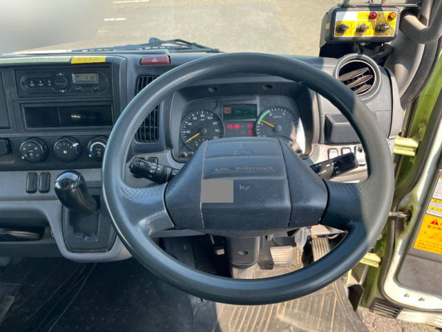 三菱ふそうキャンターパッカー車（塵芥車）小型（2t・3t）[写真32]