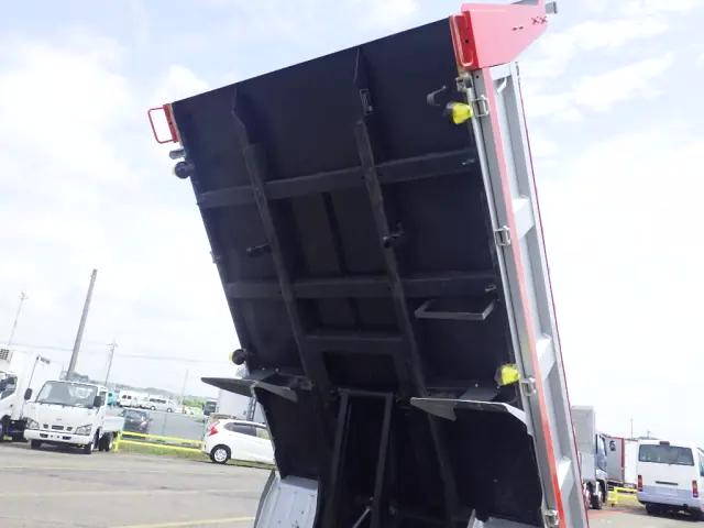 日野デュトロダンプ小型（2t・3t）[写真15]