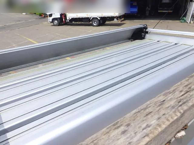 日野デュトロダンプ小型（2t・3t）[写真07]