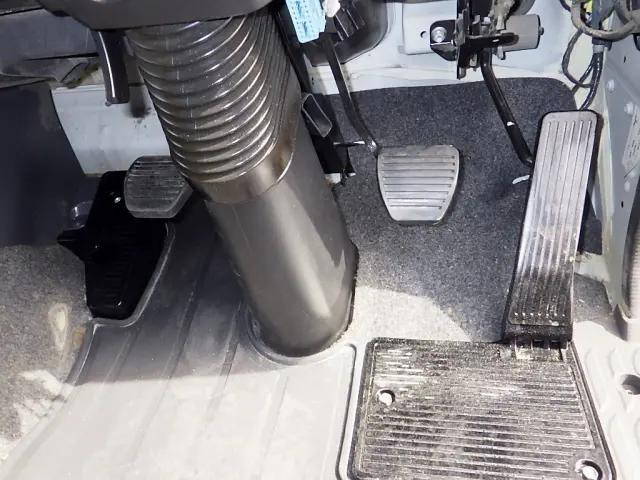 いすゞギガトレーラーヘッド（トラクターヘッド）大型（10t）[写真22]