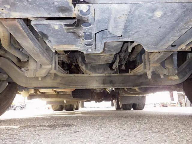 いすゞギガトレーラーヘッド（トラクターヘッド）大型（10t）[写真24]