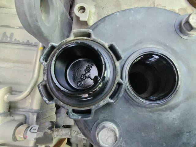 日野プロフィアダンプ大型（10t）[写真11]