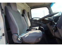 いすゞエルフ冷凍車（冷蔵車）小型（2t・3t）[写真27]