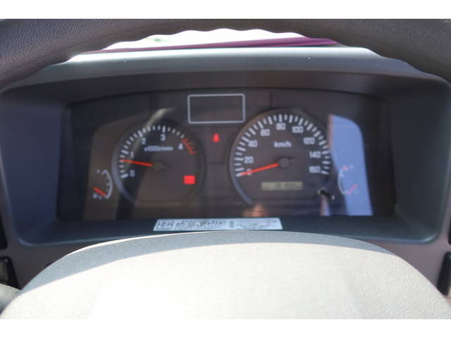 いすゞエルフ冷凍車（冷蔵車）小型（2t・3t）[写真27]