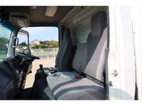 いすゞエルフ冷凍車（冷蔵車）小型（2t・3t）[写真40]