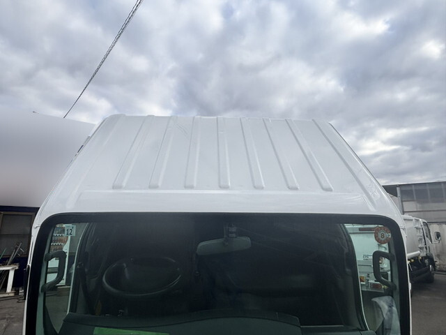 いすゞエルフダンプ小型（2t・3t）[写真23]