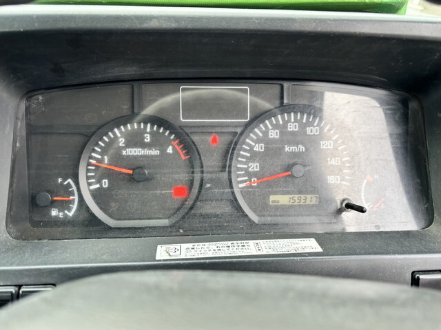 いすゞエルフダンプ小型（2t・3t）[写真32]