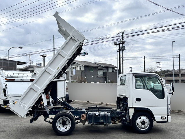 いすゞエルフダンプ小型（2t・3t）[写真07]