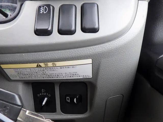 三菱ふそうキャンターアルミブロック小型（2t・3t）[写真16]