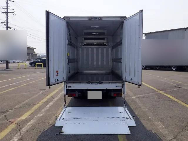 日野デュトロ冷凍車（冷蔵車）小型（2t・3t）[写真16]