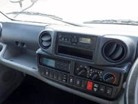 日野デュトロ冷凍車（冷蔵車）小型（2t・3t）[写真23]