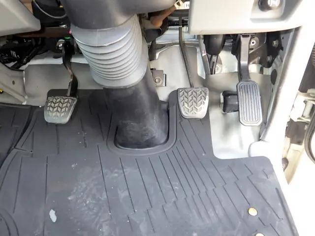 日野デュトロ冷凍車（冷蔵車）小型（2t・3t）[写真32]