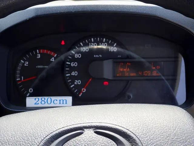 日野デュトロ冷凍車（冷蔵車）小型（2t・3t）[写真40]