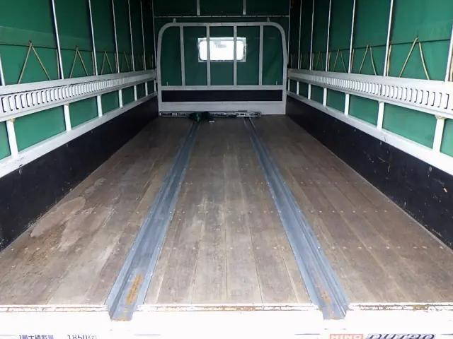 日野デュトロ幌車小型（2t・3t）[写真11]