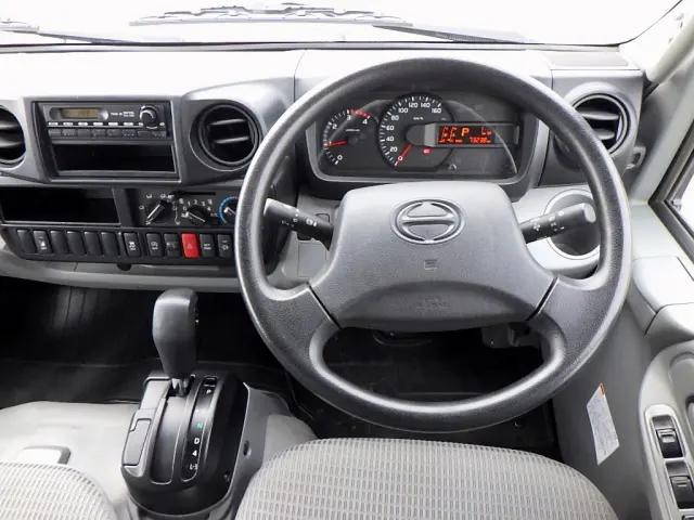 日野デュトロ幌車小型（2t・3t）[写真14]