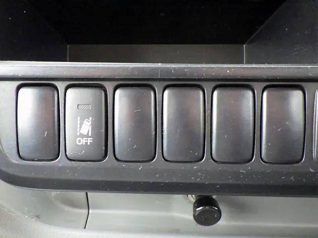 日野デュトロ幌車小型（2t・3t）[写真19]